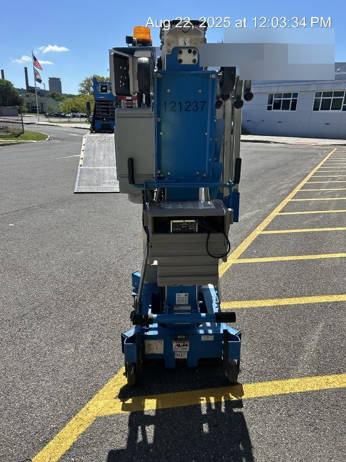 2020 GENIE AWP-30S