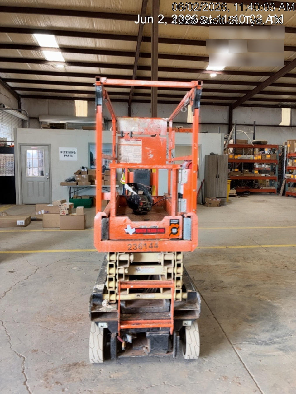2022 JLG ES1932