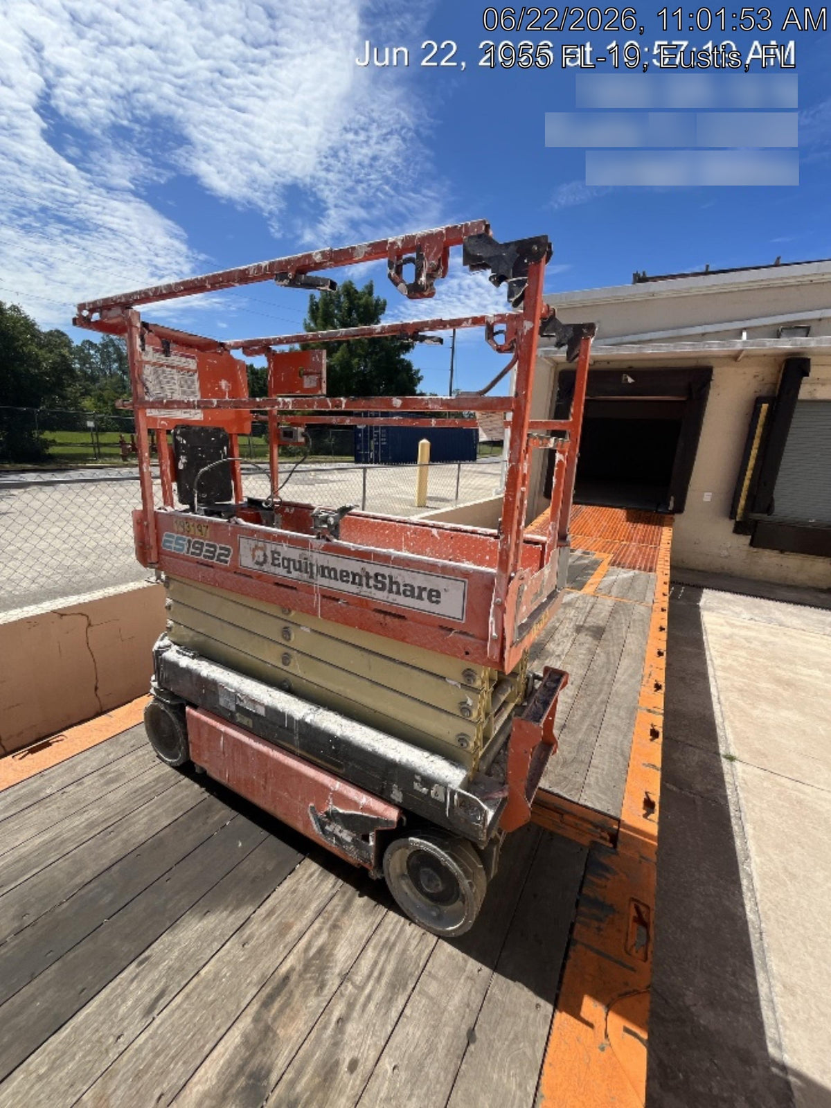 2021 JLG ES1932