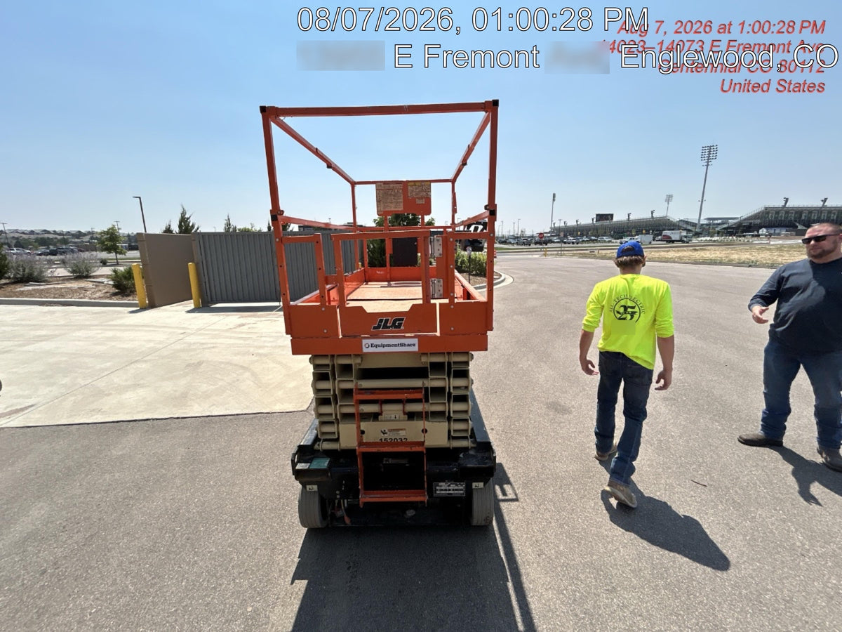 2021 JLG R3246
