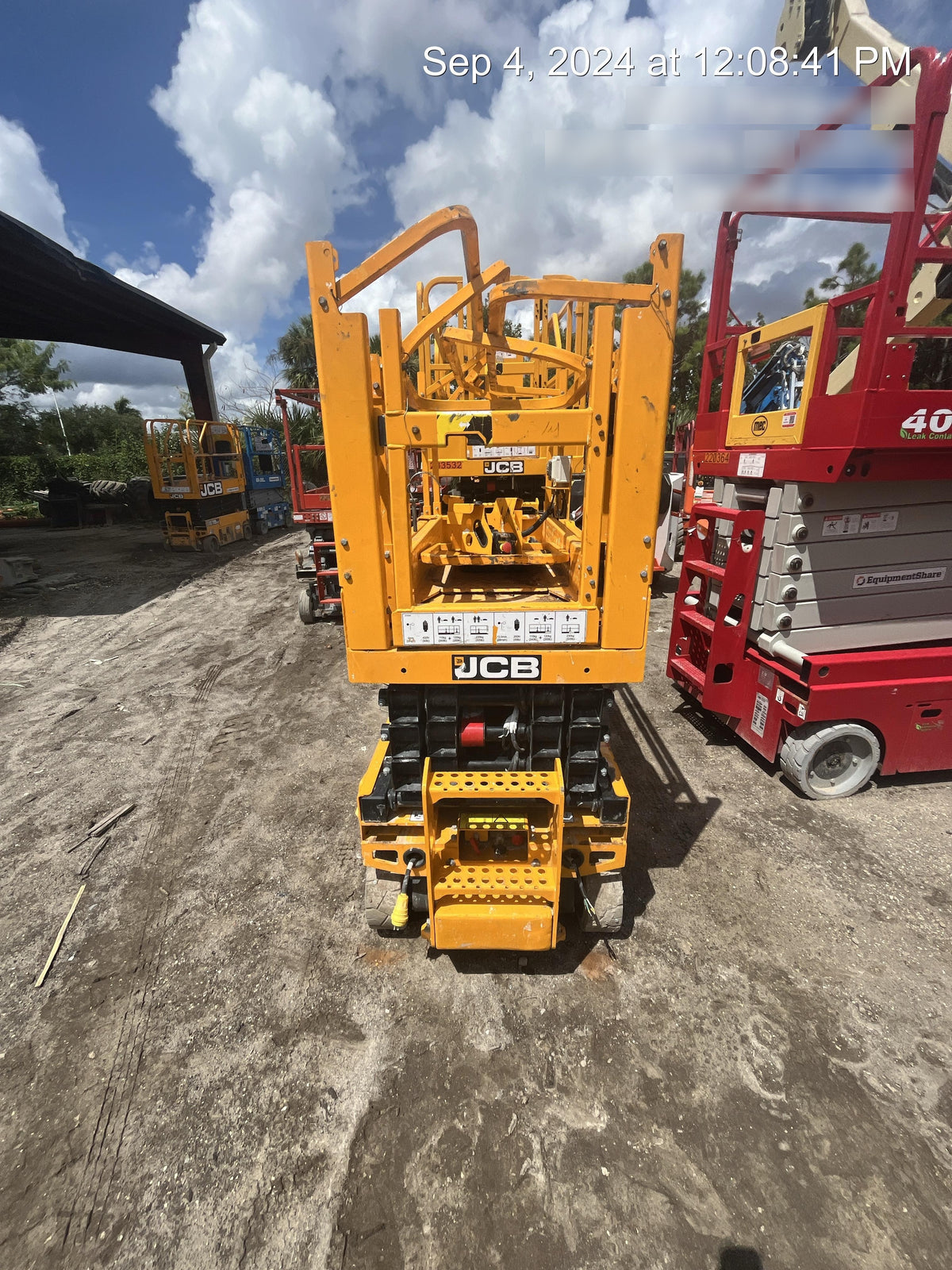 2023 JCB S1930E
