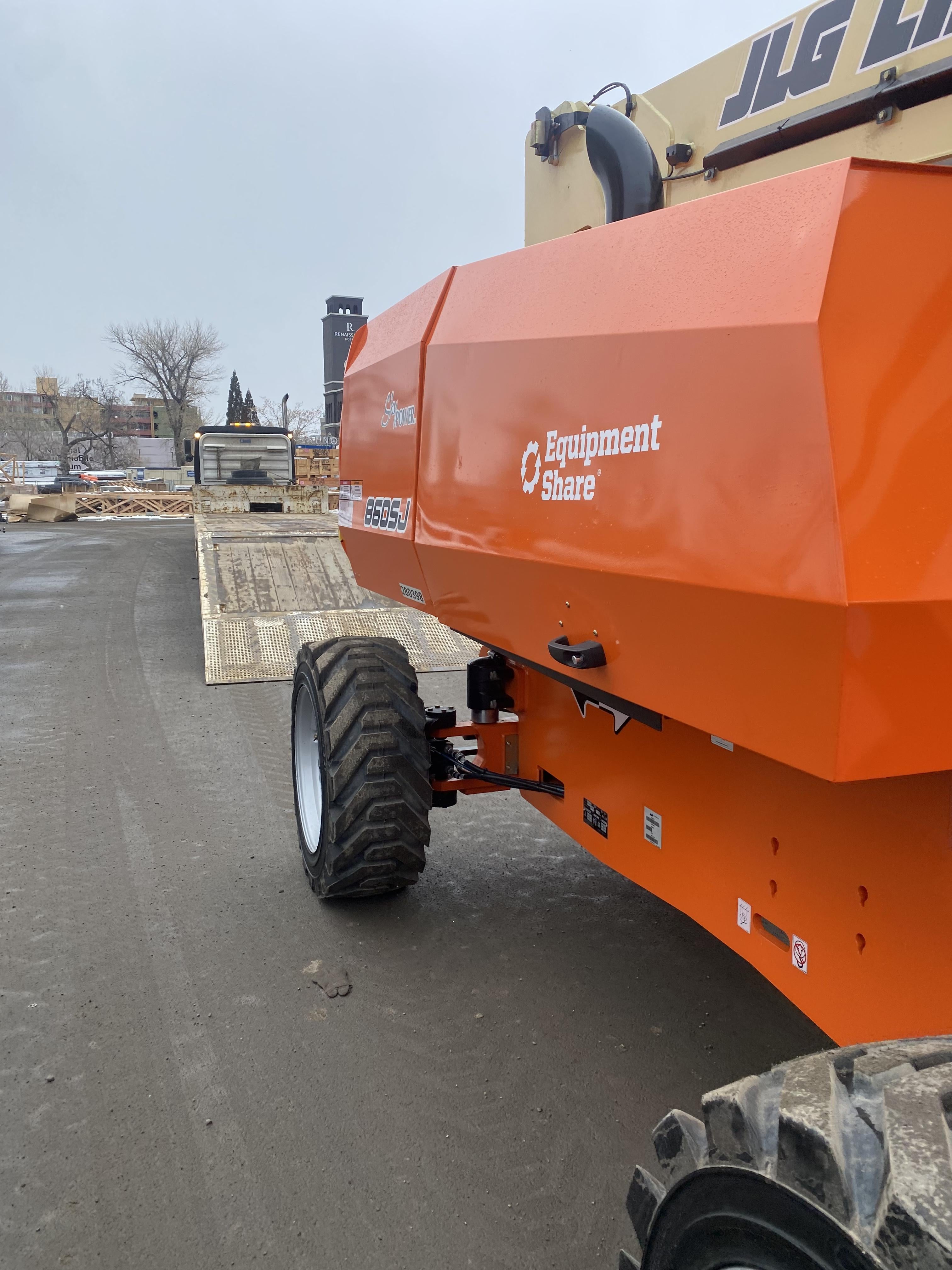 2022 JLG 860SJ