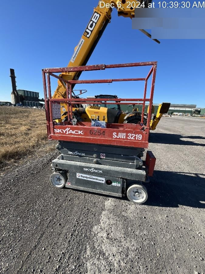 2017 Skyjack SJIII-3219 Skyjack SJ3219, Trojan Battery Set, Extended Warranty 5yr/5k hr