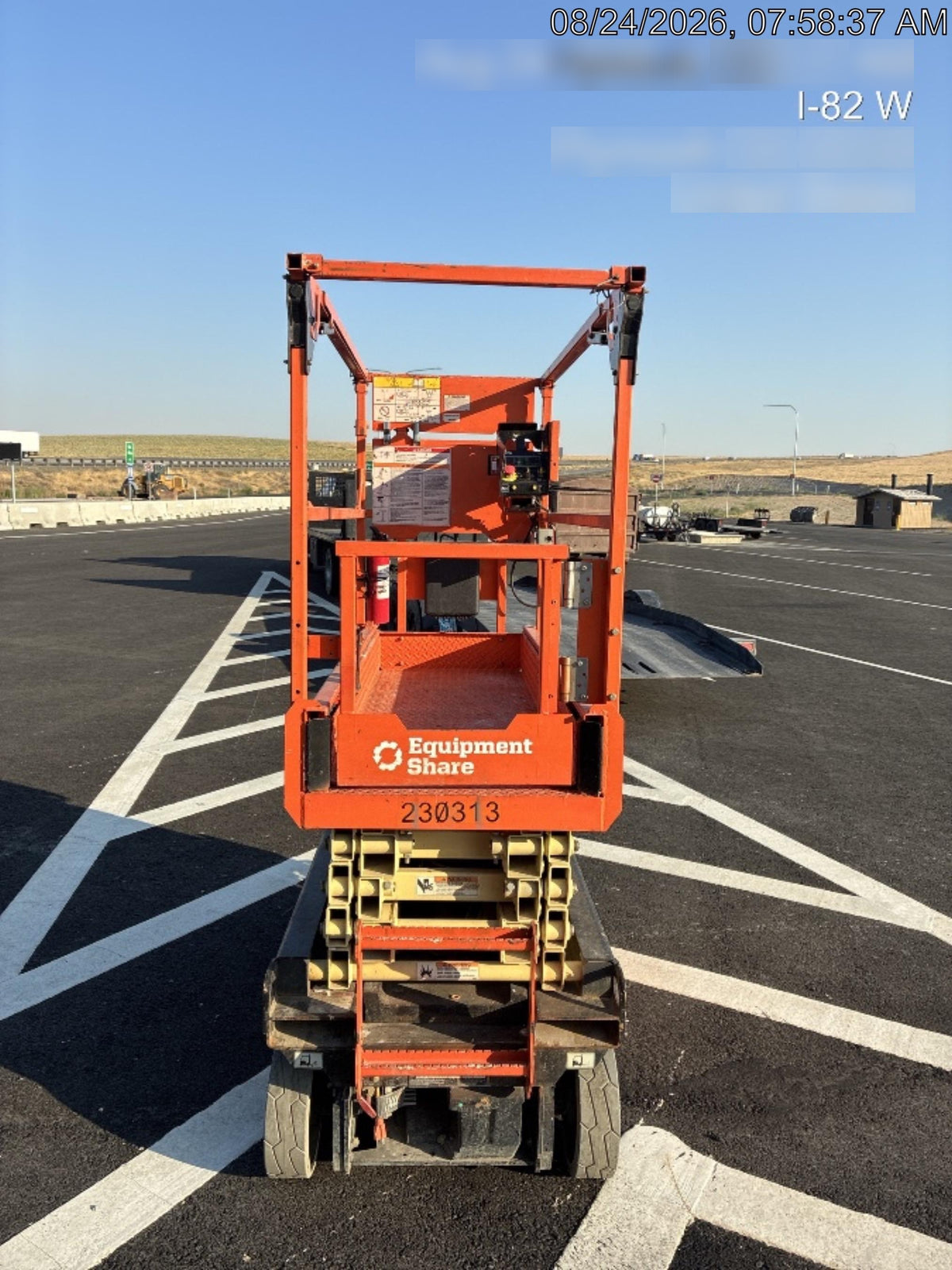 2022 JLG ES1932