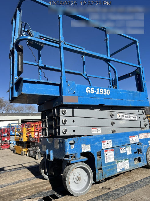 2020 Genie GS-1930 Solid Non Marking Tires, Beacon, Folding rails with half height swing gate