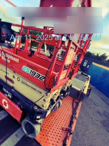 2023 JLG ES1932