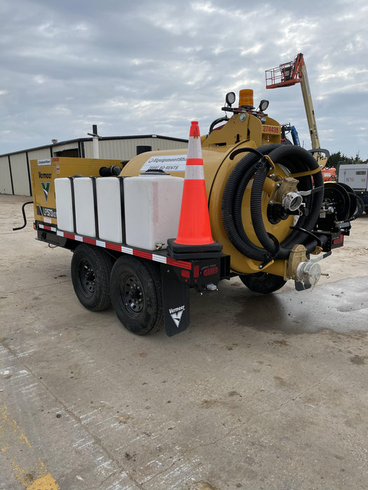 2023 Vac-Tron LP573XDT T4 Koehler Diesel Engine, 500 Gallon Debris Tank, x2 100 Gallon Water Tanks