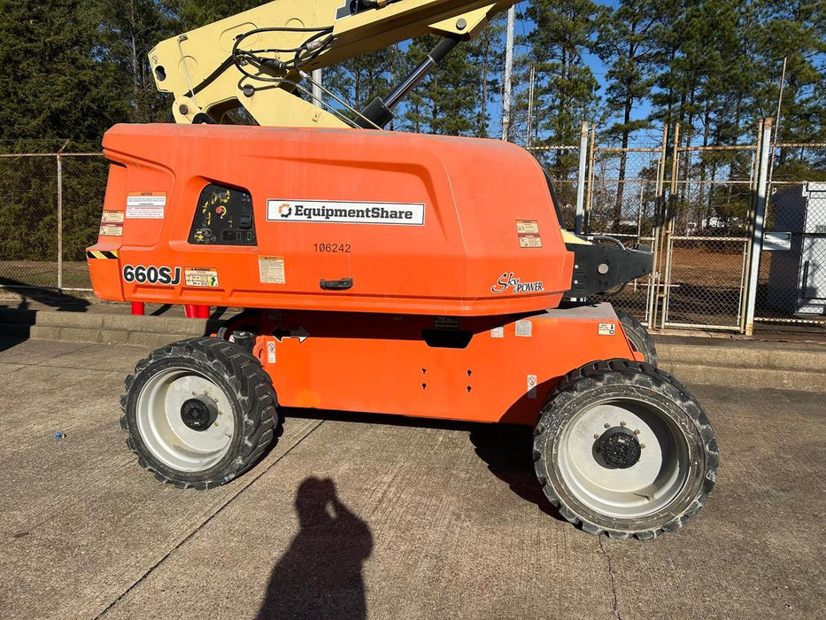2020 JLG 660SJ
