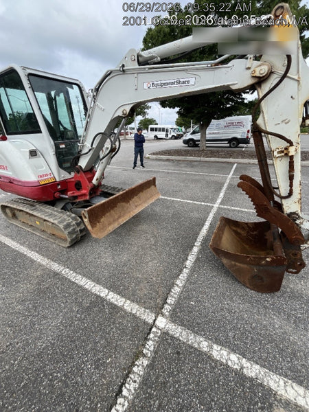 2021 TAKEUCHI TB235-2CR