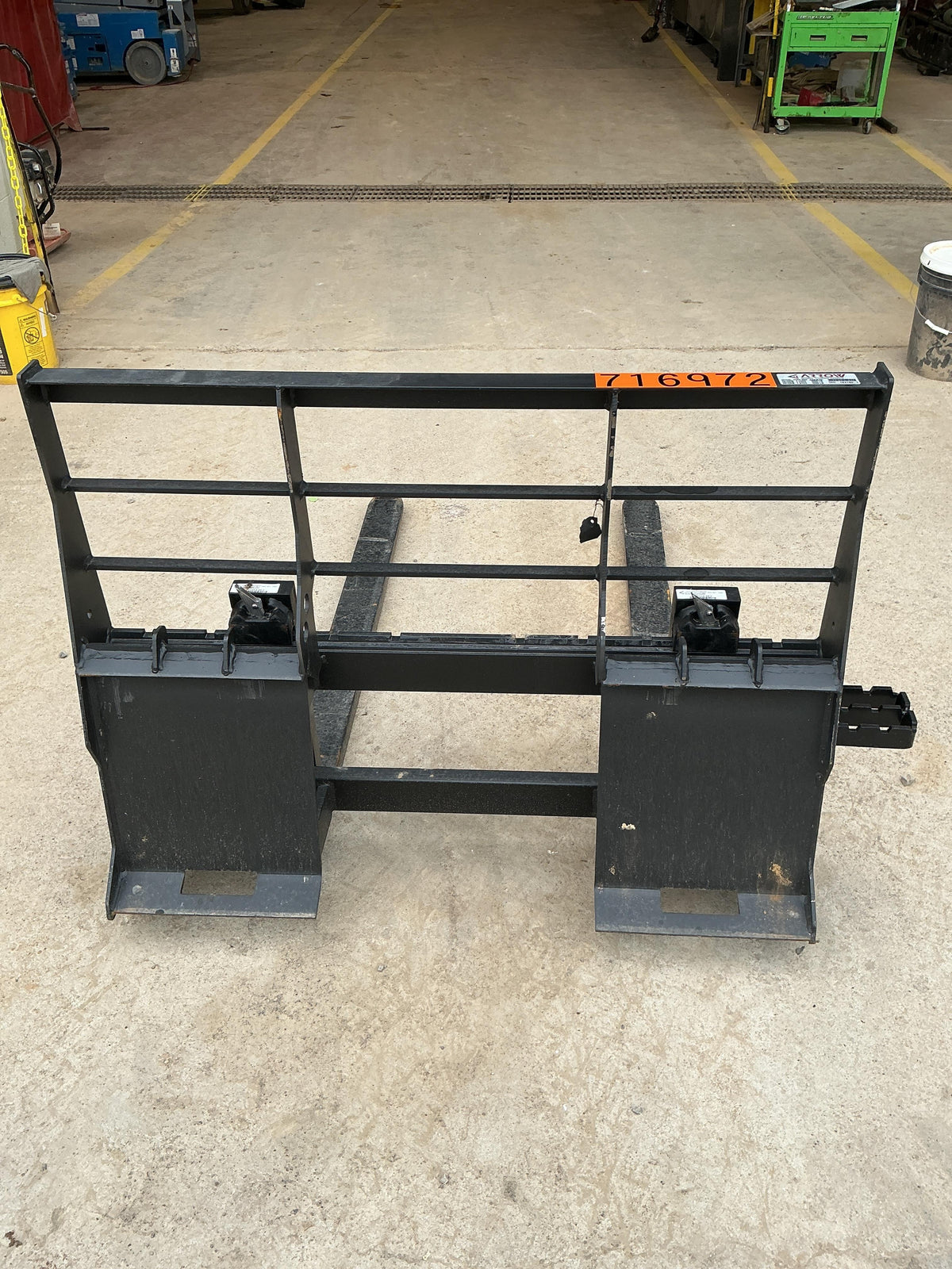2026 ARROW MATERIAL HANDLING 48" Pallet Forks - Arrow
