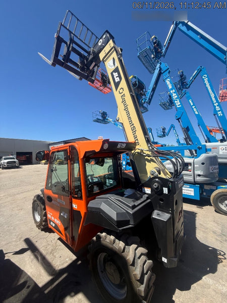 2025 JLG 519