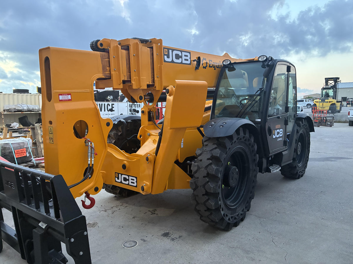2026 JCB 514-56