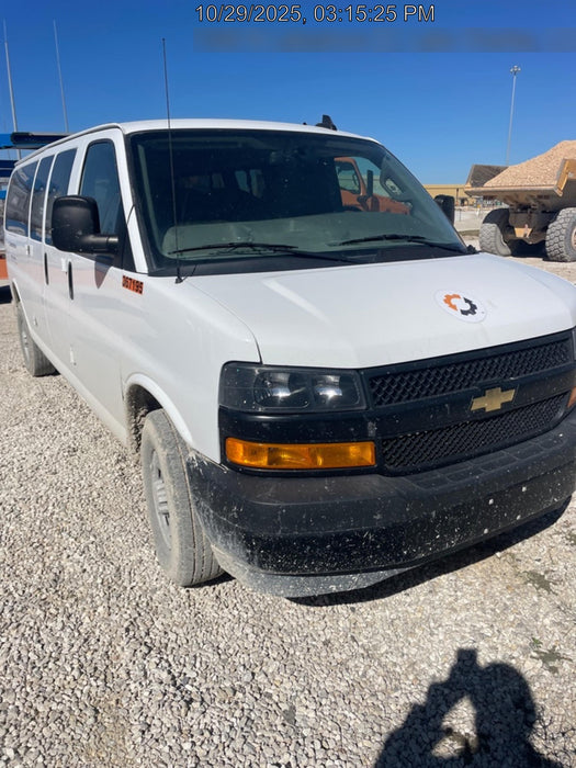 2023 CHEVROLET Express Van - Rental