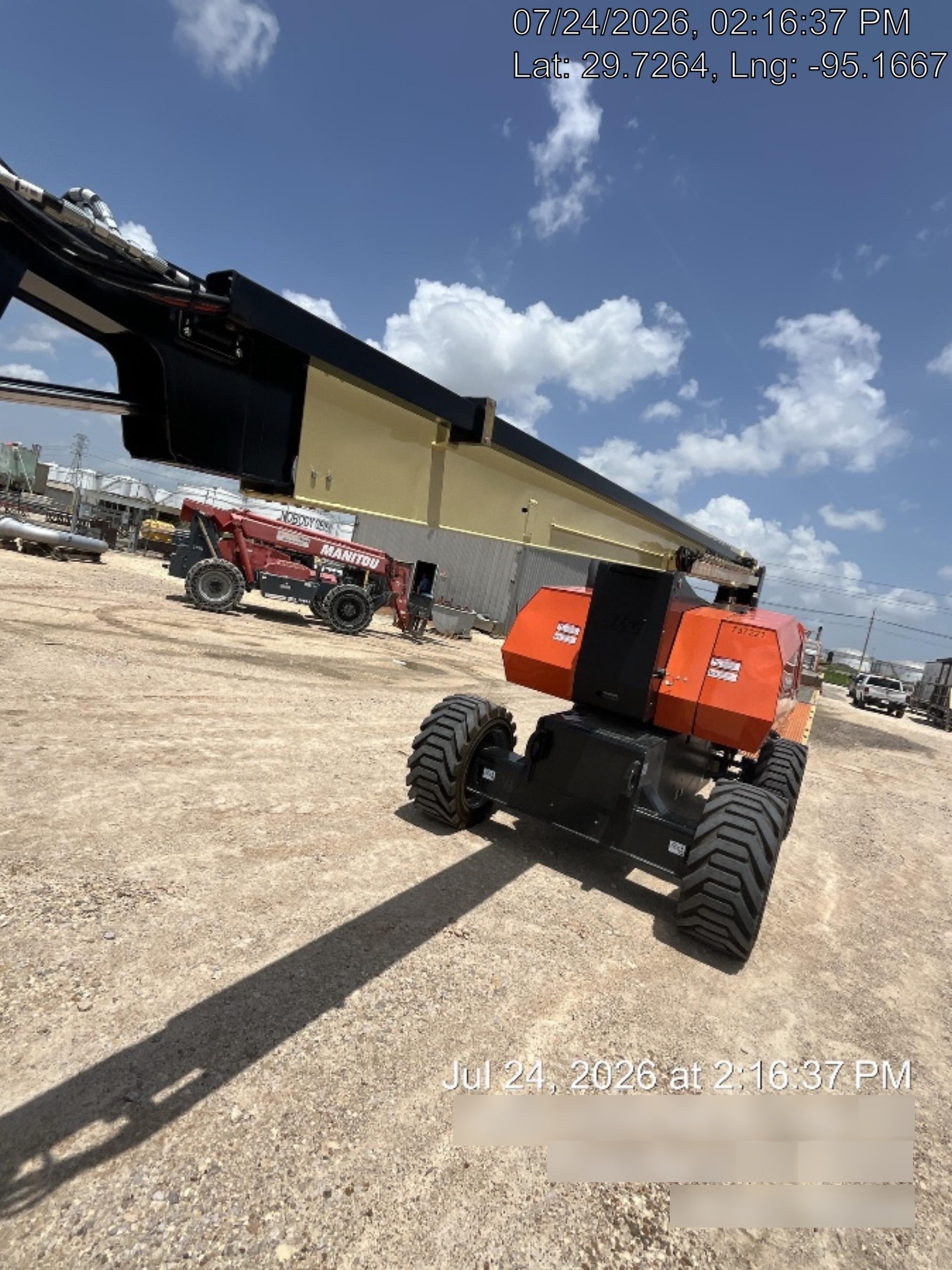 2026 JLG 800AJ