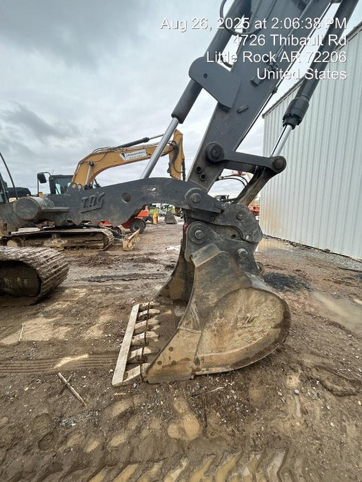 2025 JOHN DEERE 48" Bucket, Excavator 56,000 - 65,000 John Deere