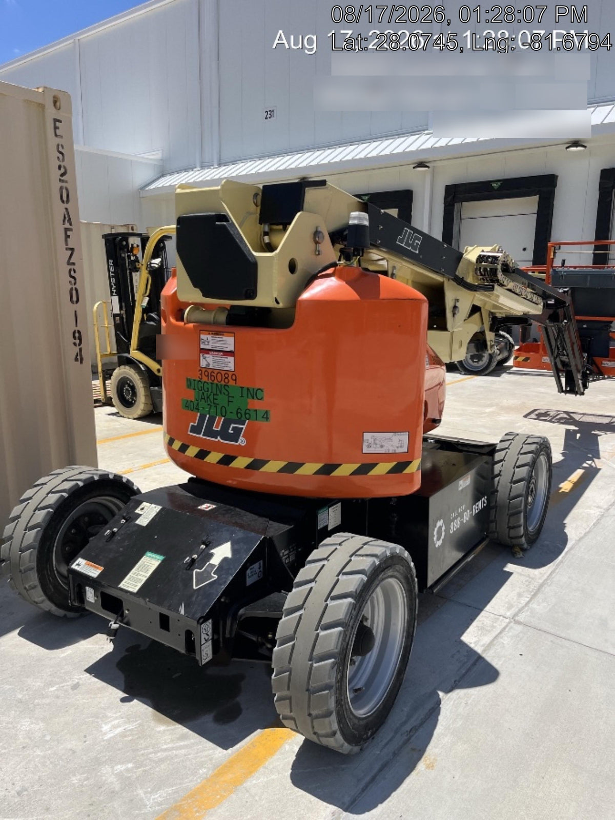 2024 JLG E450AJ