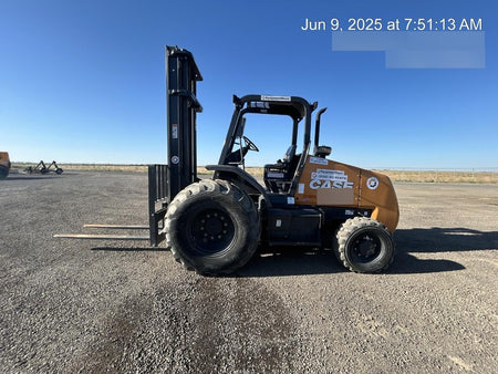2023 CASE 588H