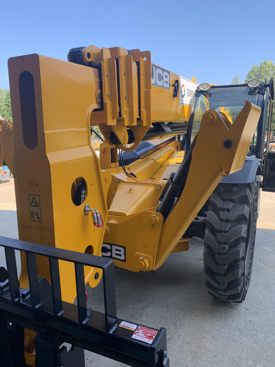 2022 JCB 510-56