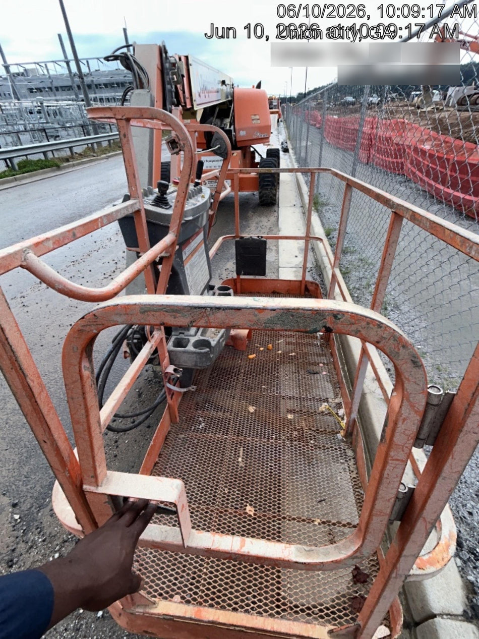 2020 JLG 660SJ