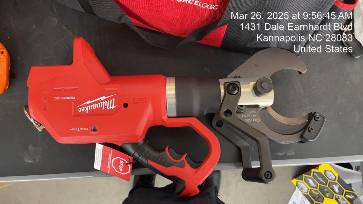 2025 MILWAUKEE 2776-21