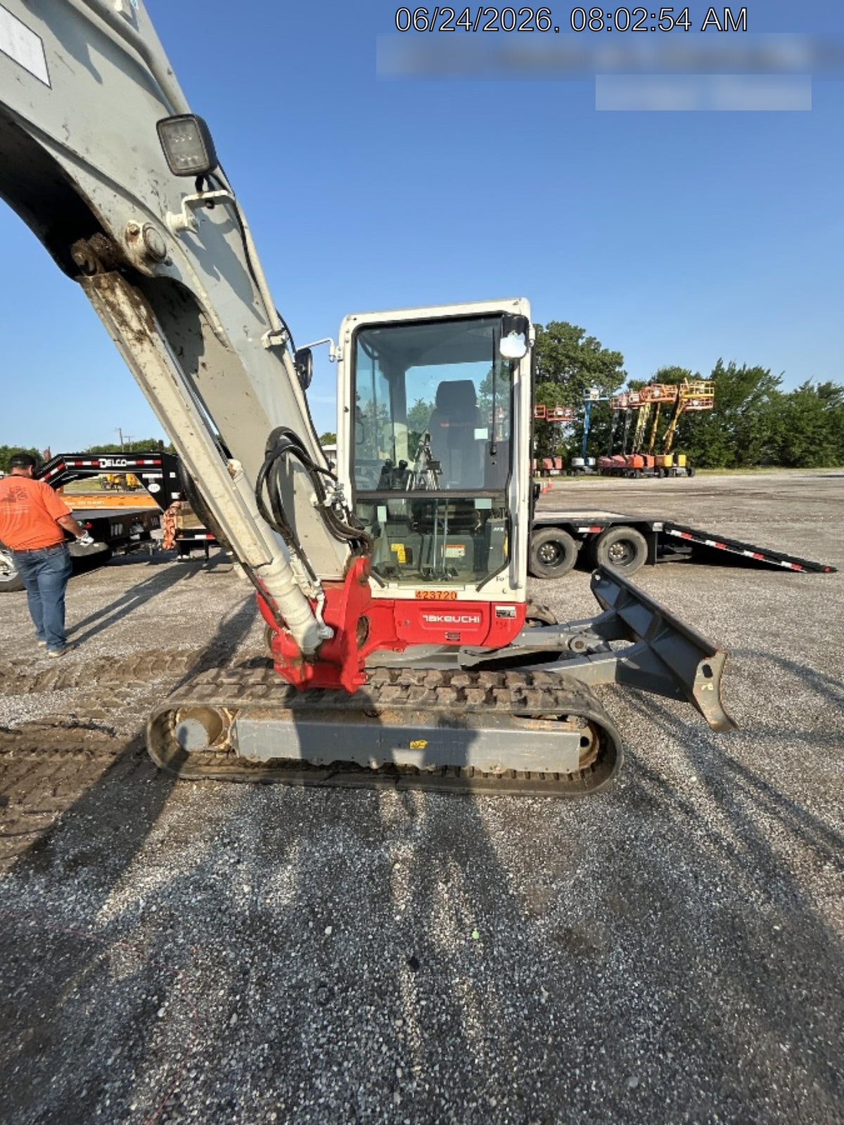 2024 TAKEUCHI TB250-2CR