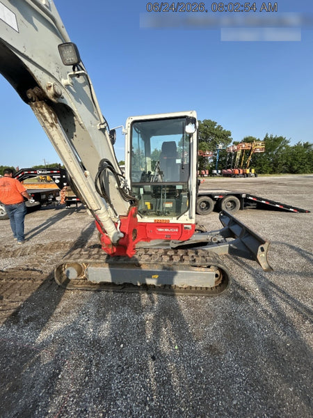 2024 TAKEUCHI TB250-2CR