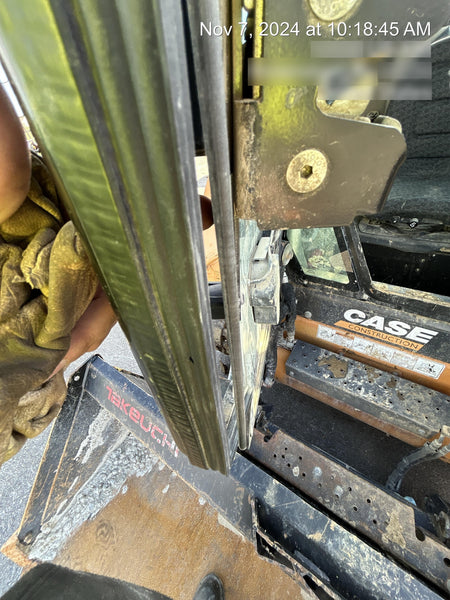 2021 CASE TR270B