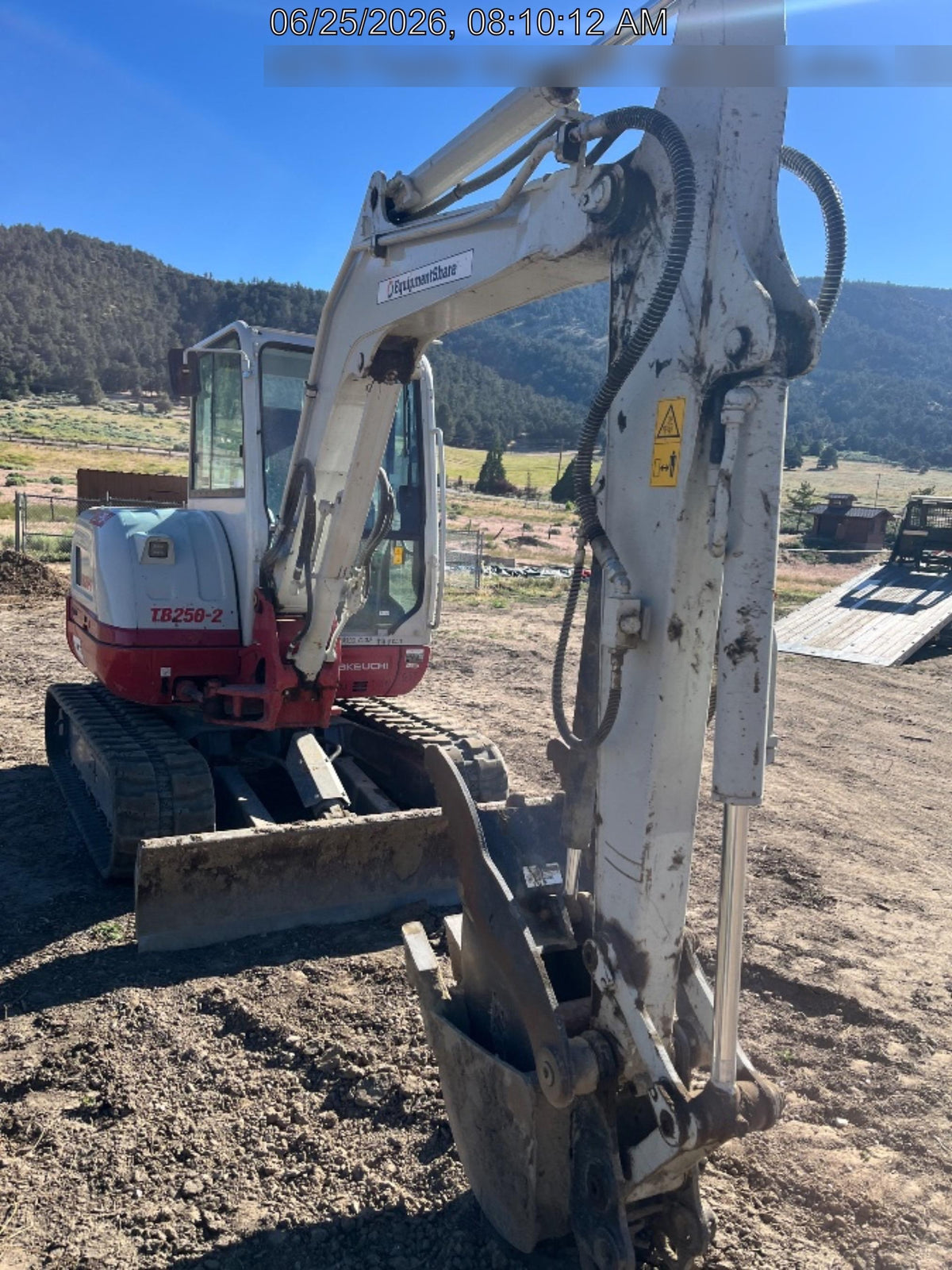 2024 TAKEUCHI TB250-2CR