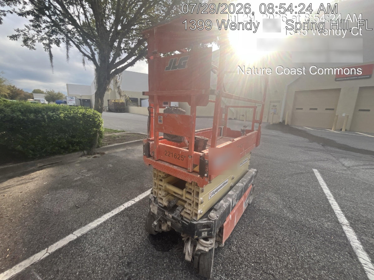 2022 JLG ES1932