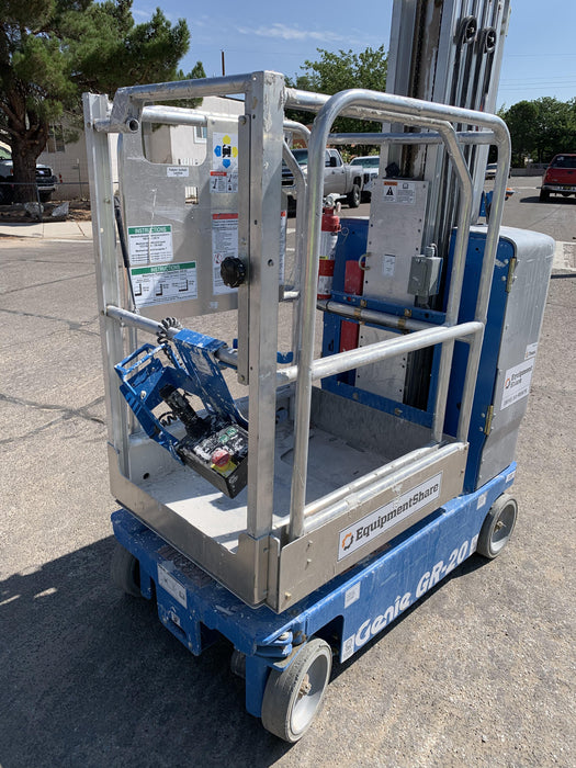 2020 GENIE GR-20