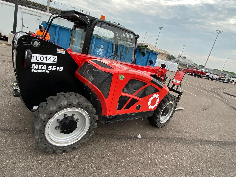 2020 Manitou MTA5519 Cab/Heat/Air, Solid Tires, Work Lights, Beacon, Aux Hydraulics, Back up Alarm, Mirrors, ES Keypad