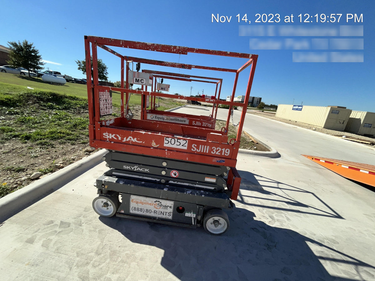 2017 SKYJACK SJIII-3219