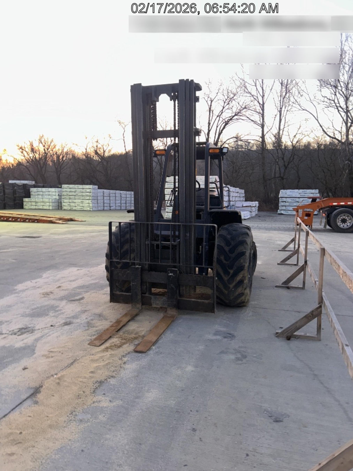 2023 CASE 588H