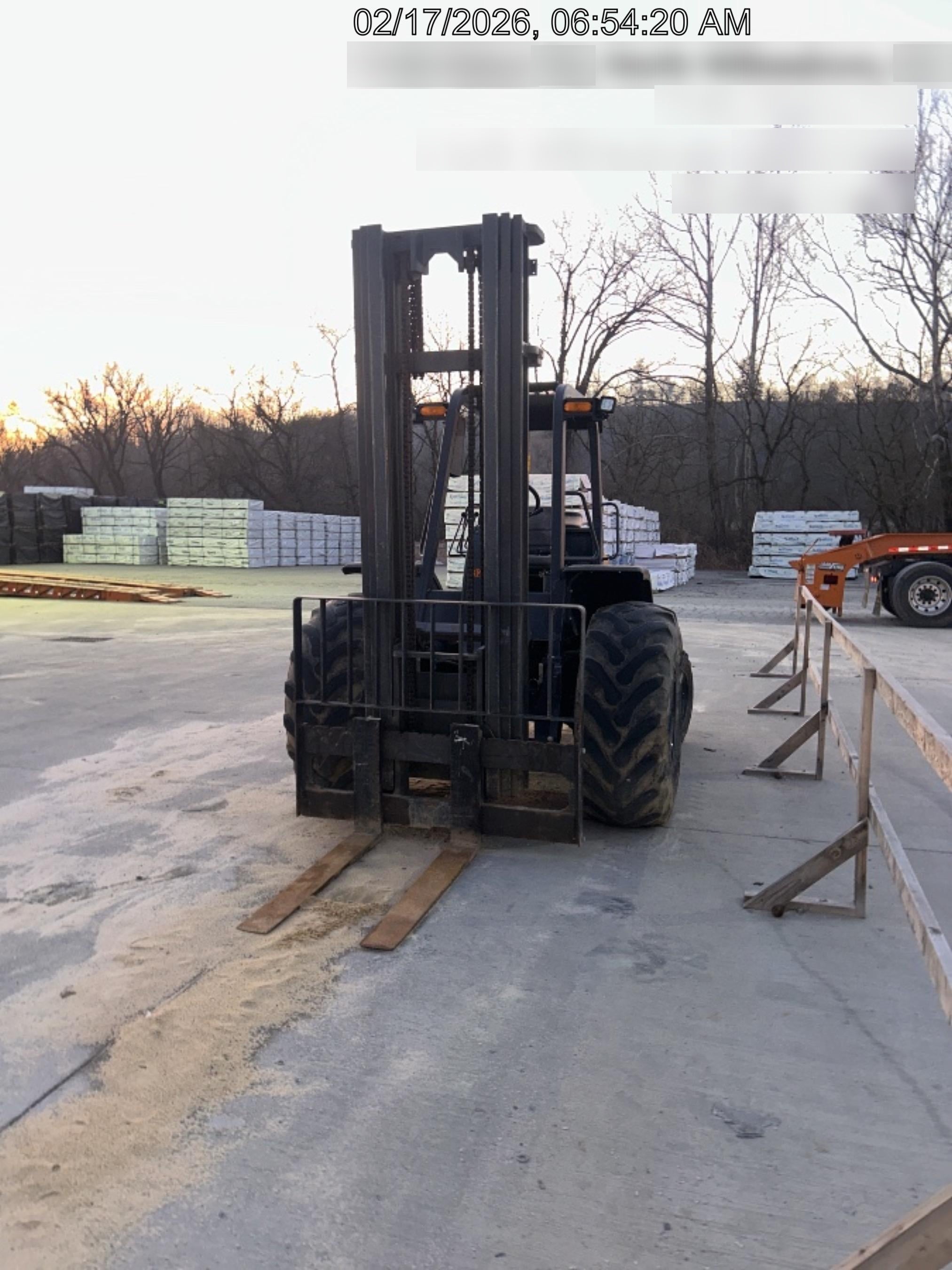 2023 CASE 588H