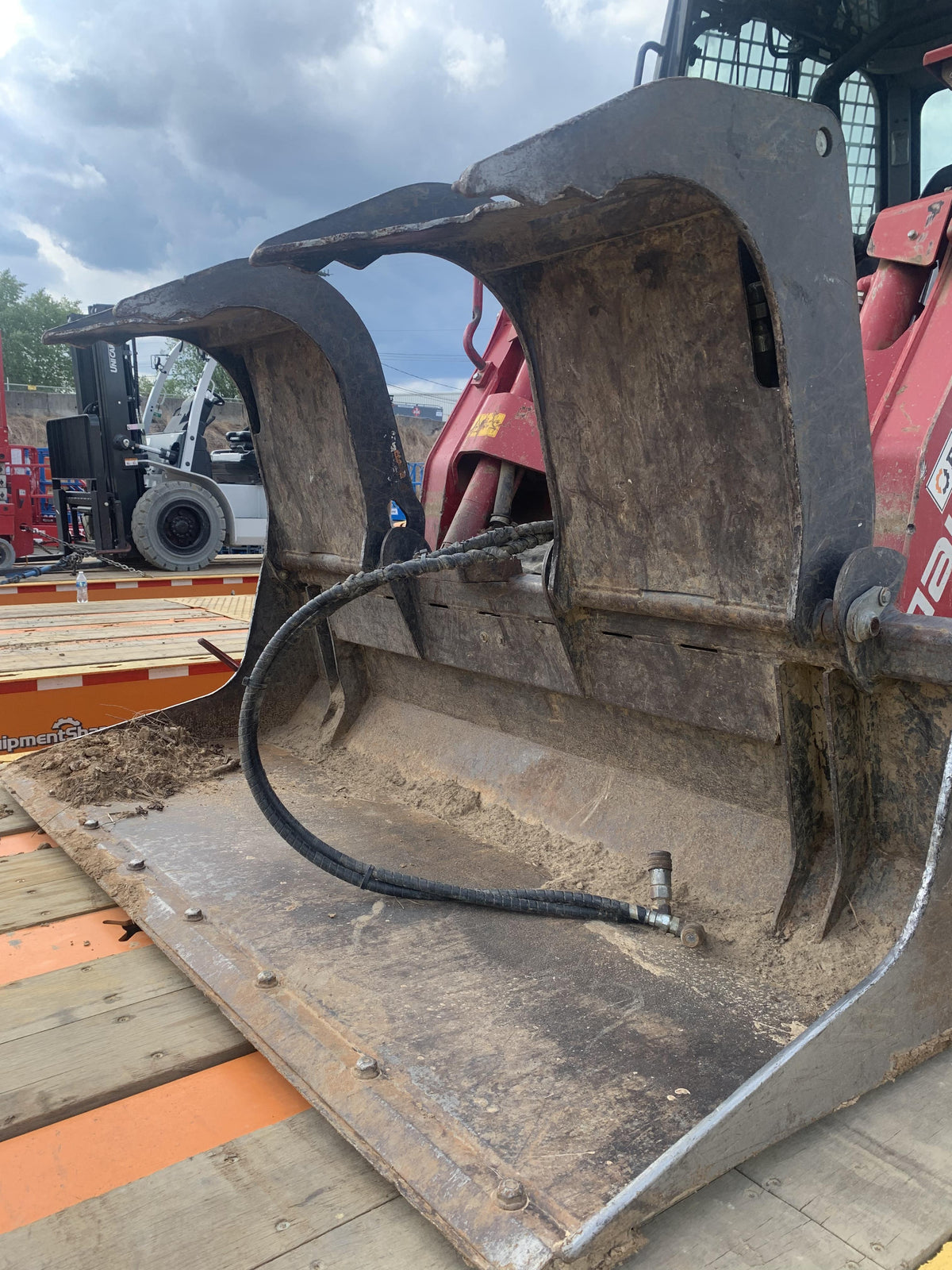 2018 PALADIN 76" Scrap Grapple Bucket - Paladin