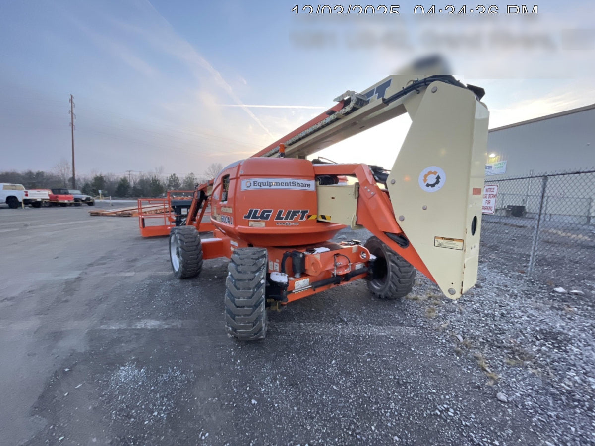 2021 JLG 600AJ