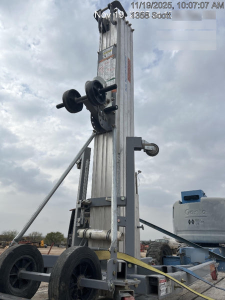 2023 GENIE SLC-24