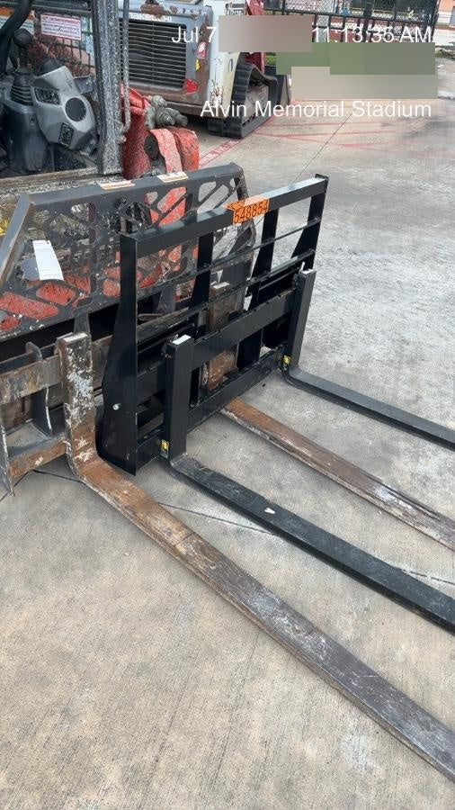 2025 ARROW MATERIAL HANDLING F5100CB - 72"