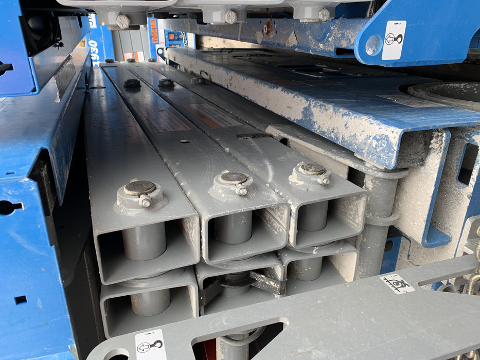 2020 Genie GS-2632 Solid NM Tires, Folding Rails with Half-Height Swing Gate, Beacon