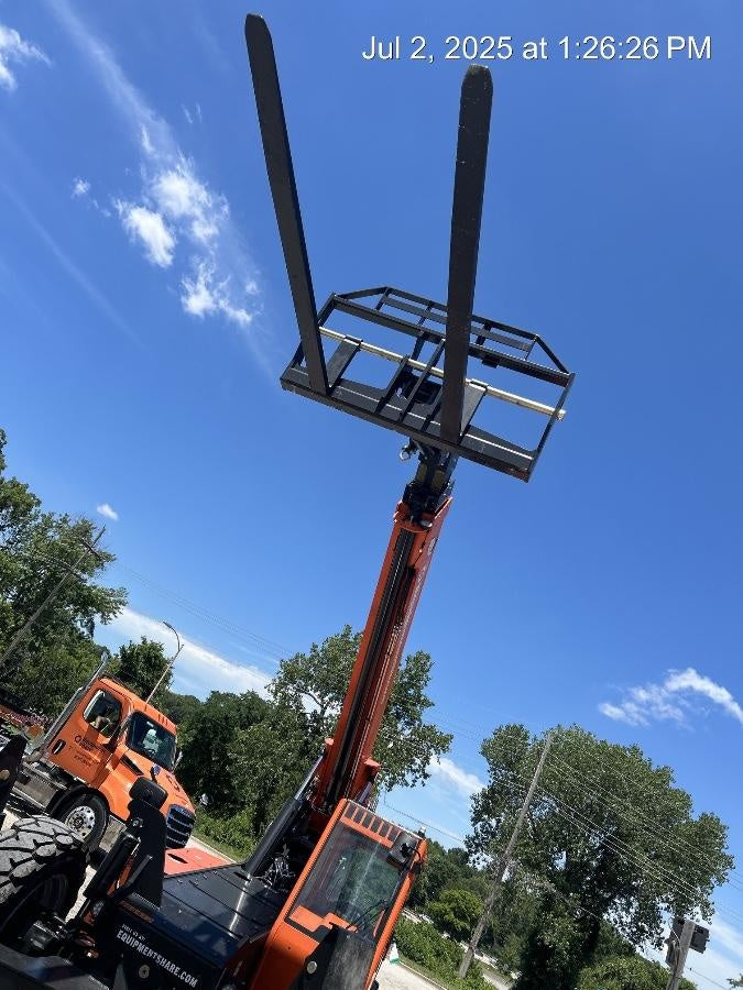2025 SKYTRAK 10054