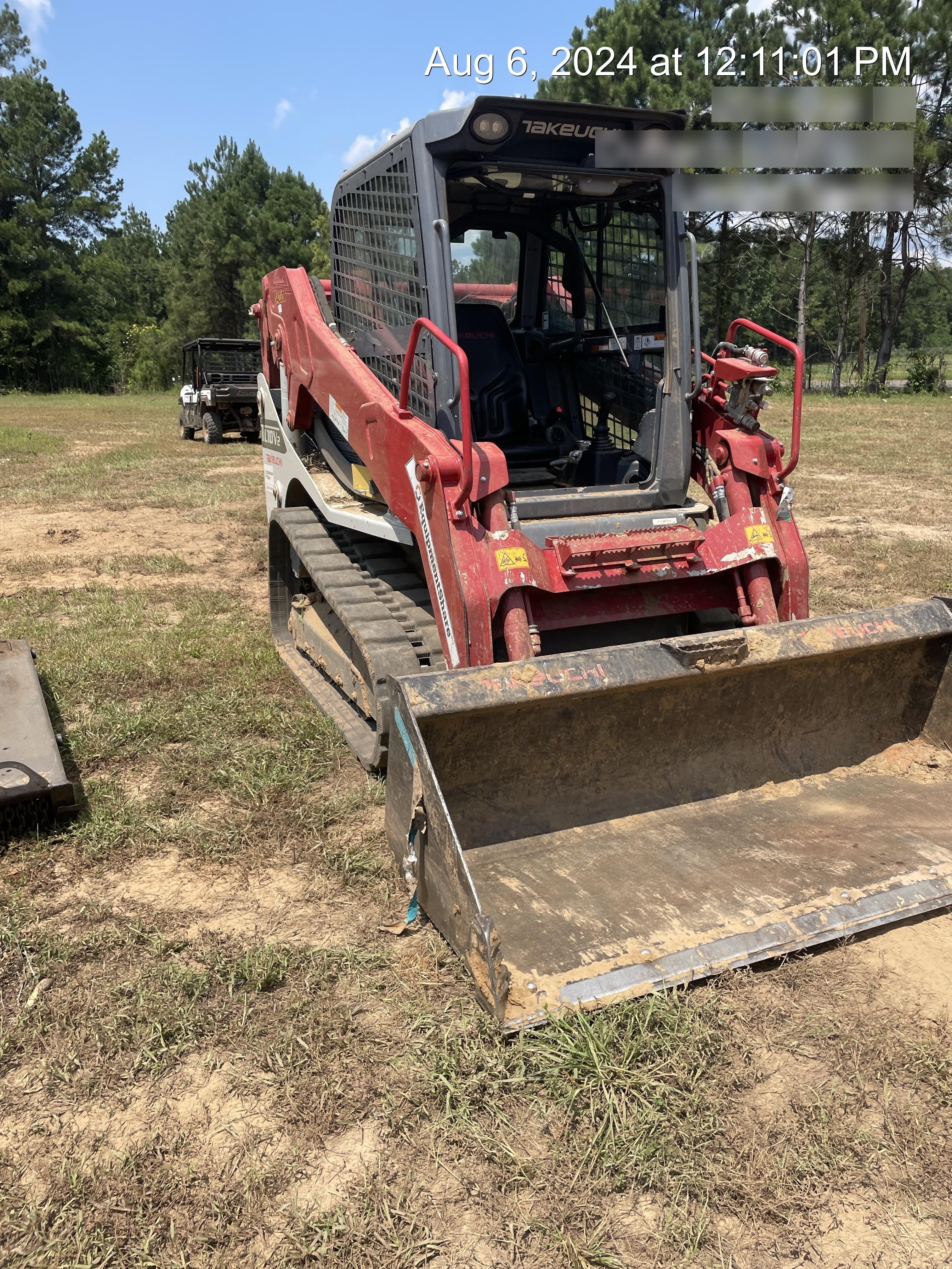 2023 TAKEUCHI TL10V2-CR