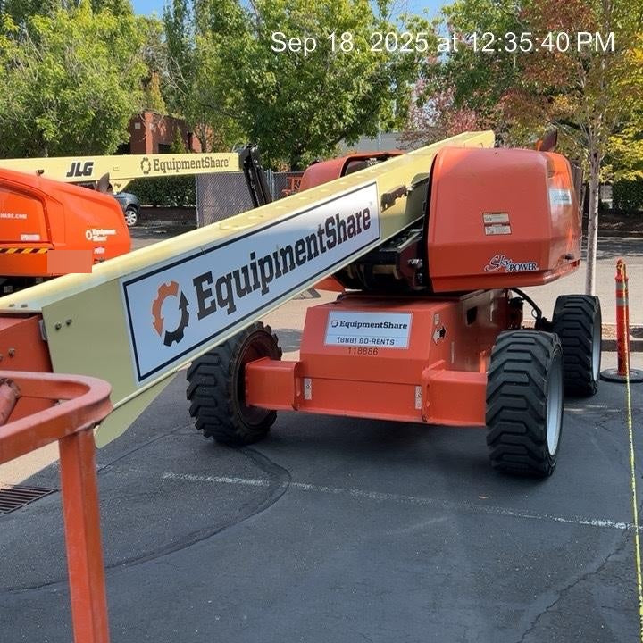 2021 JLG 600S