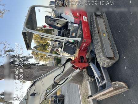 2022 TAKEUCHI TB235-2R