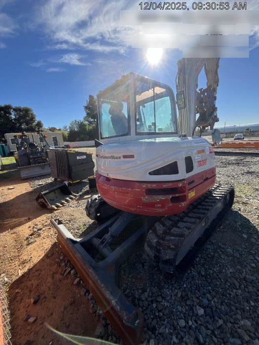 2021 TAKEUCHI TB260-CR