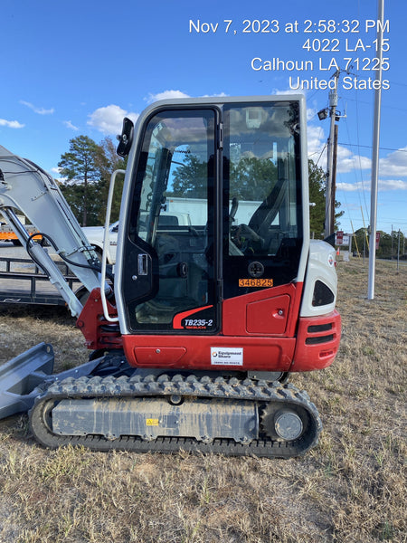 2023 TAKEUCHI TB235-2CR
