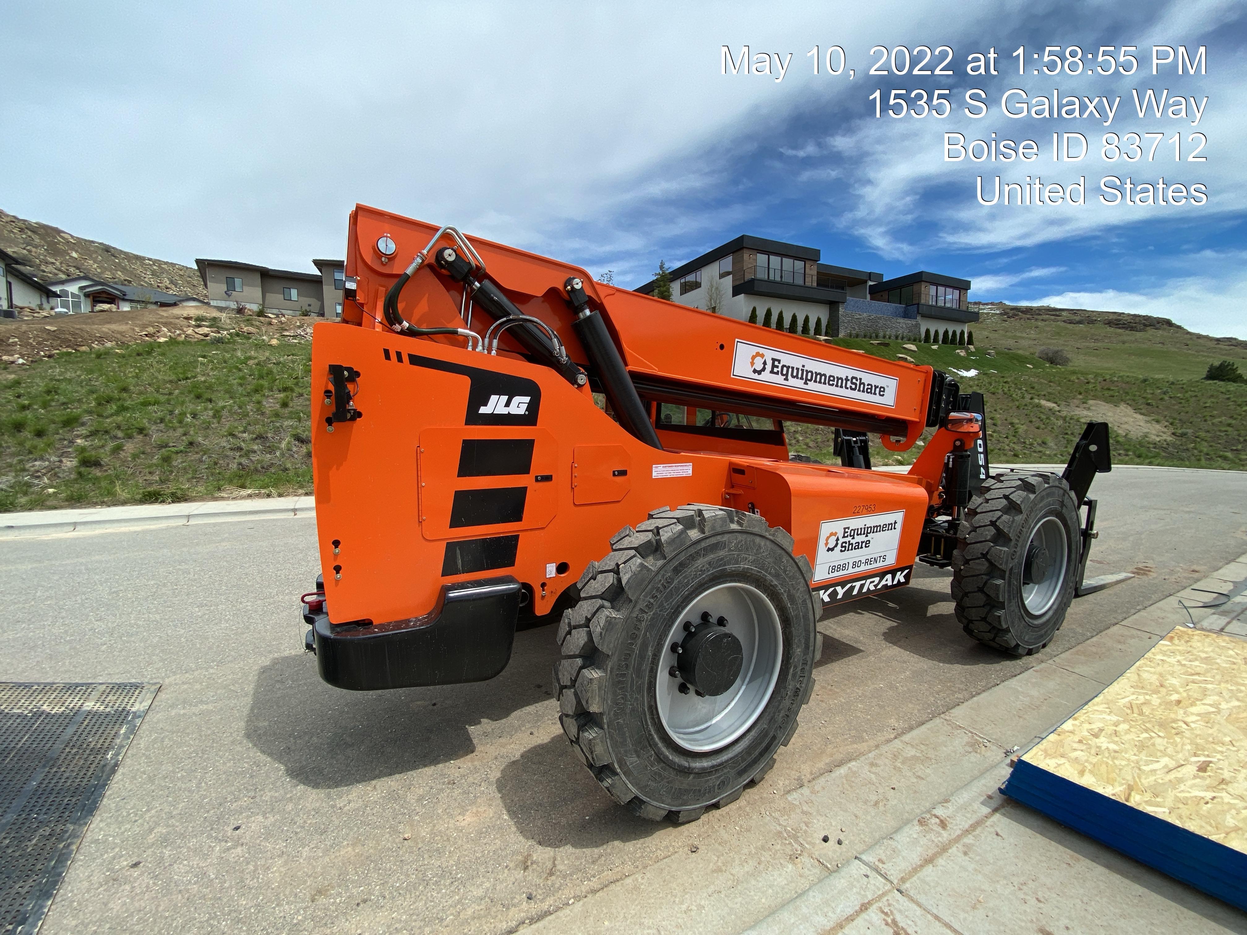 2022 SKYTRAK 10054