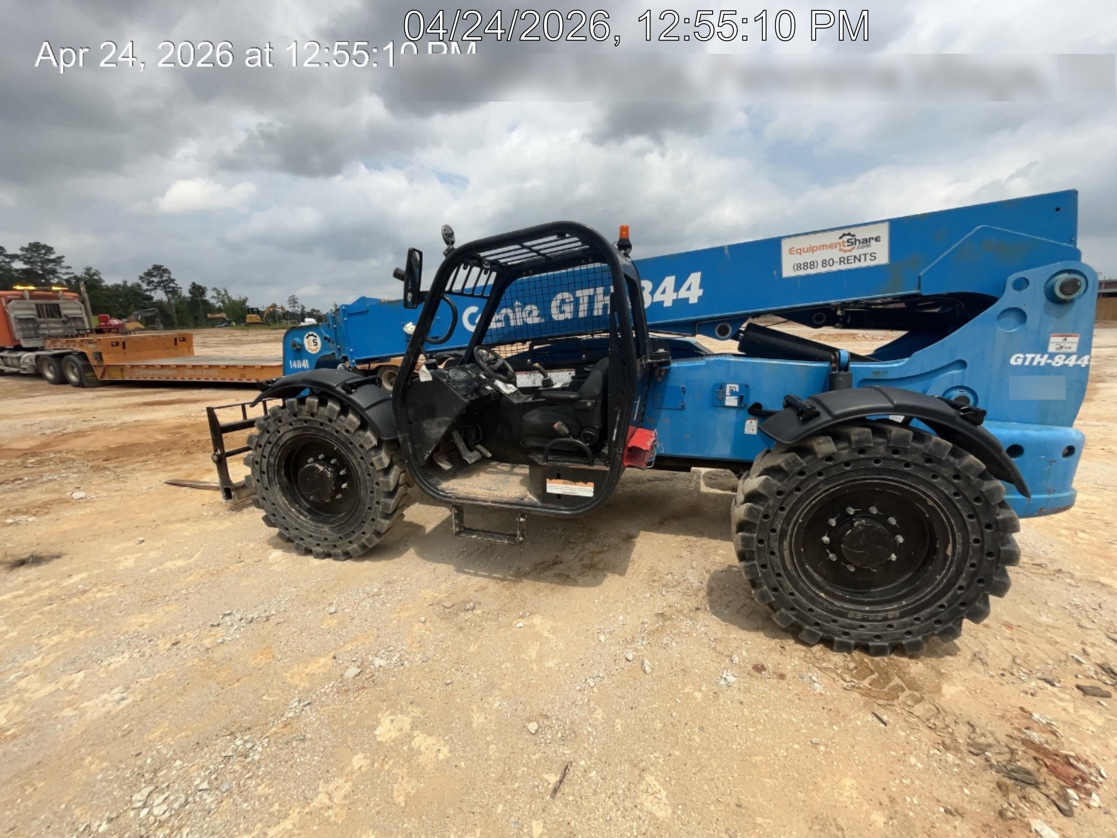 2018 Genie GTH-844 GTH-844 w/Open ROPS, Solid Tires, beacon/work lights, 60" carriage/forks