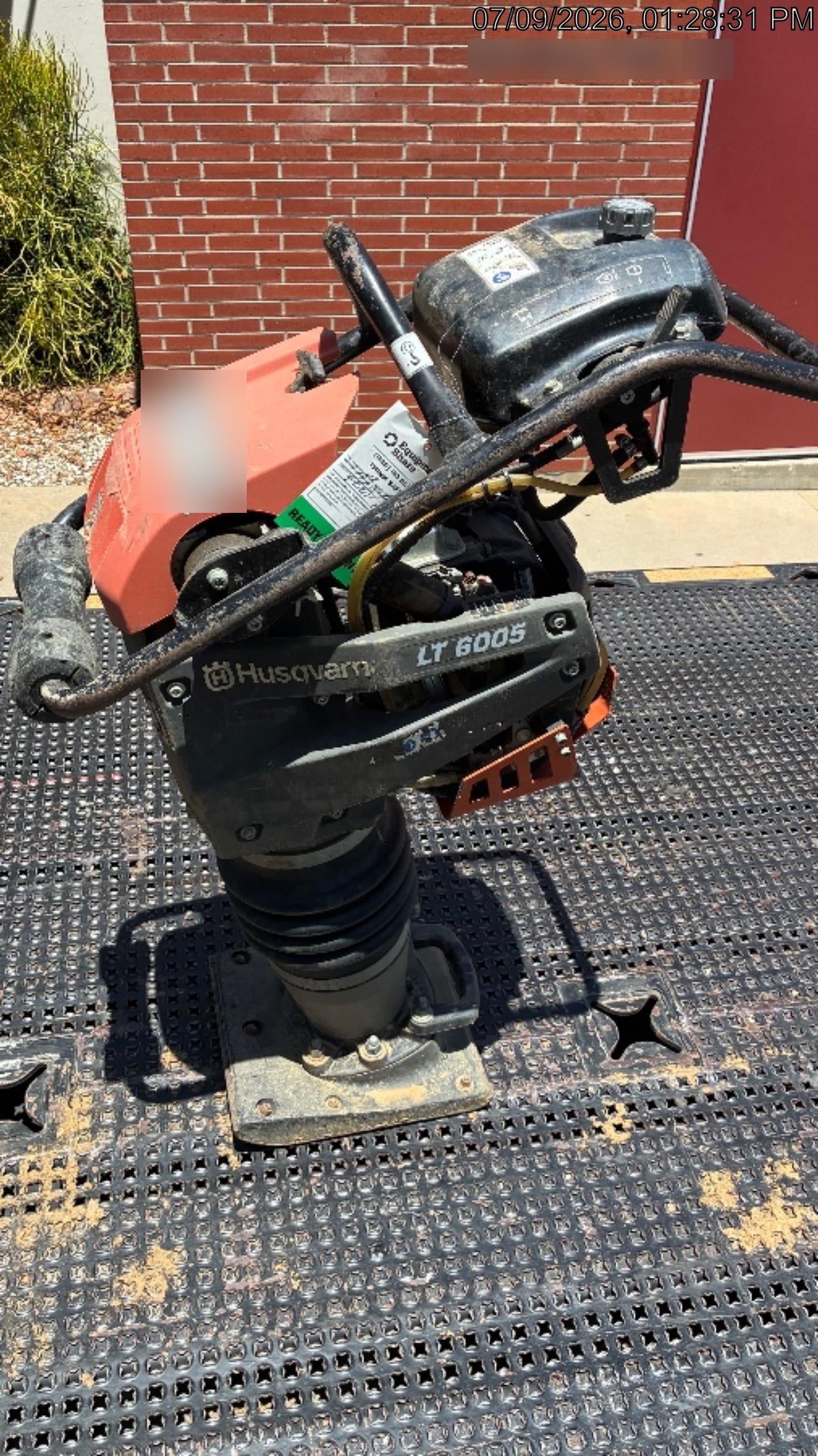 2024 HUSQVARNA LT6005