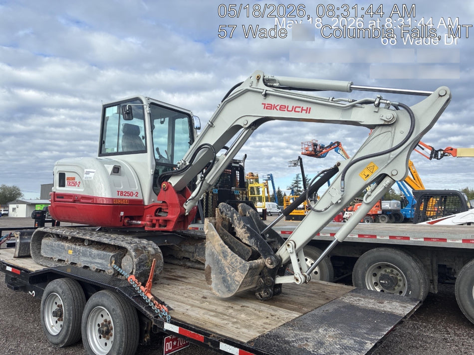 2024 TAKEUCHI TB250-2CR