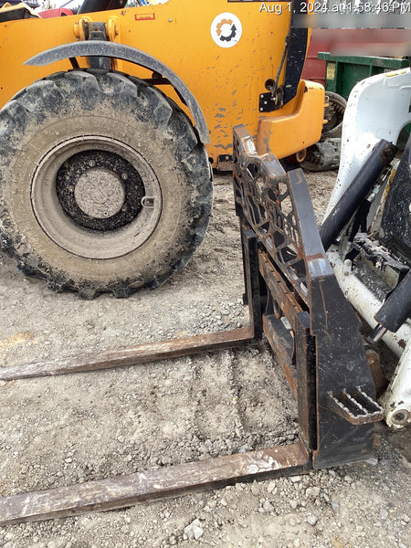 2021 PALADIN 48" Pallet Forks - Paladin